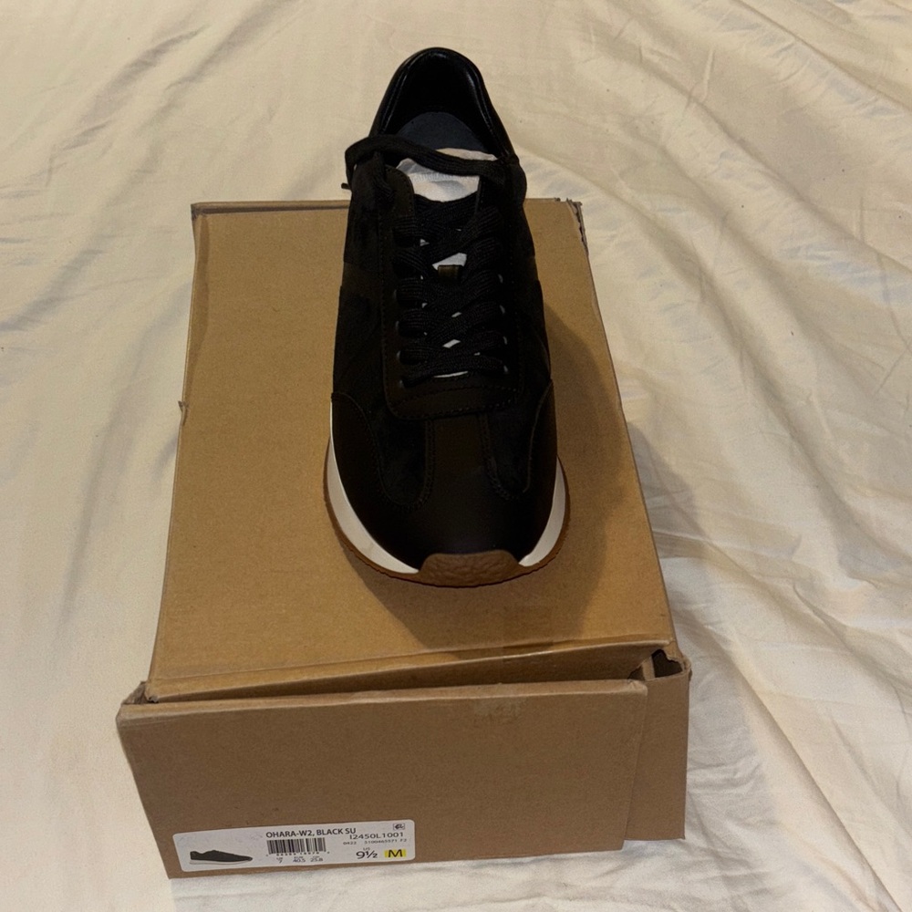 Vince Women’s  Black Sneakers